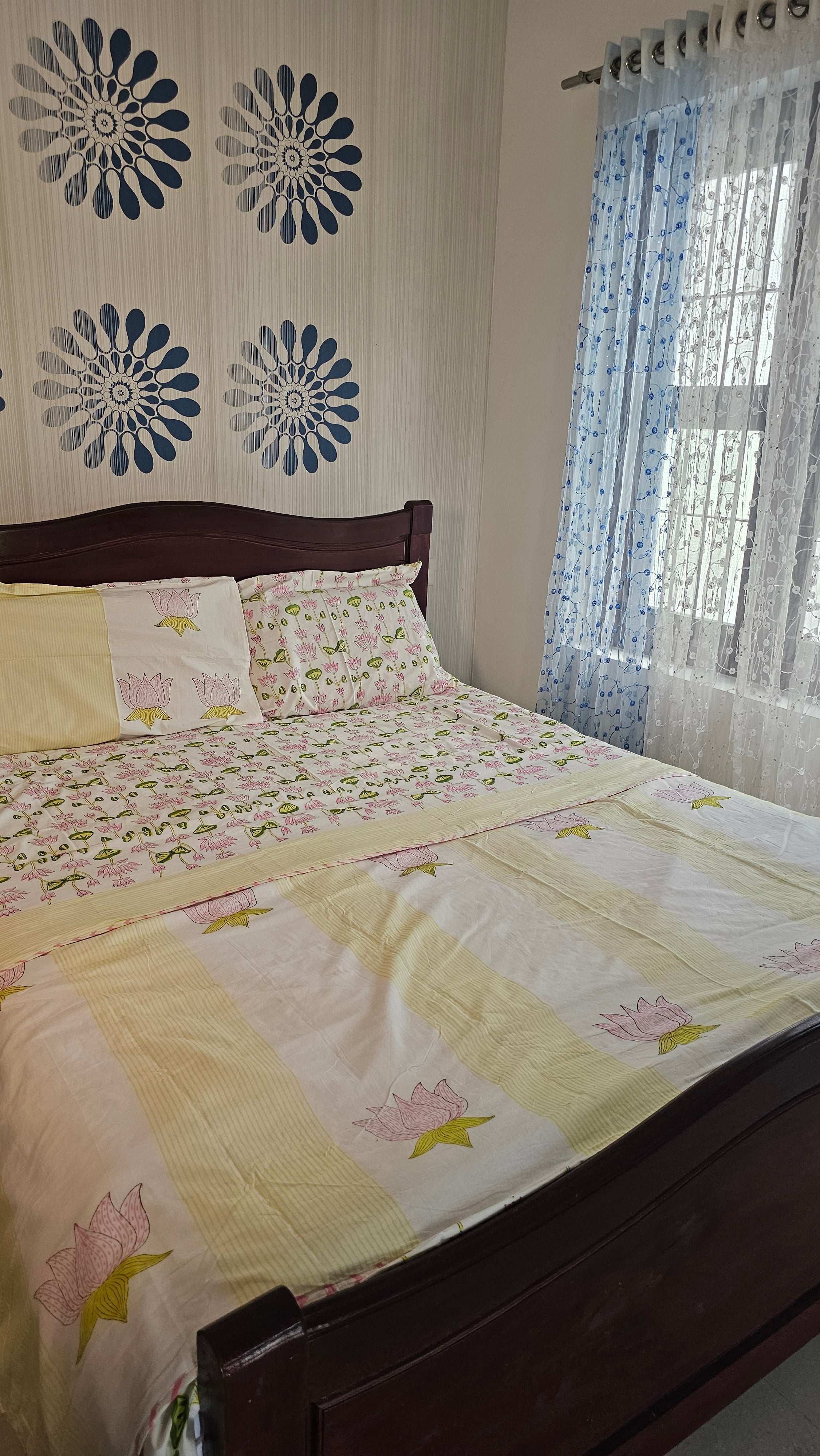 DD5-Handblock Mulmul Cotton Reversible Dohar